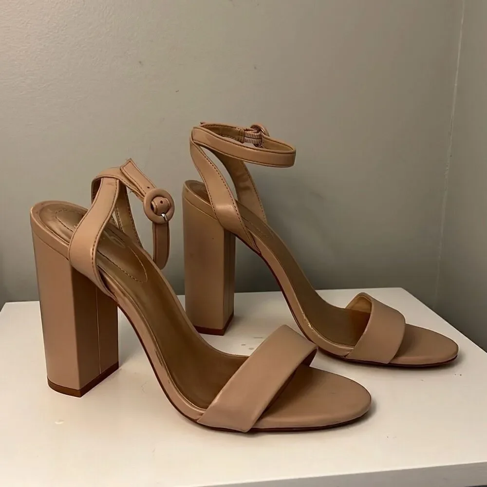Mix No. 6 Women's Lole Nude Patent Leather Ankle Strap Heels